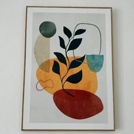 Moderno E Confortevole Appartamento, Wi-fi E Parcheggio Gratuito Appartamento *